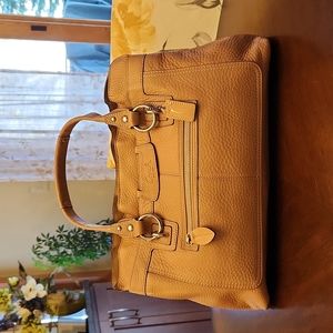 Beige Rosé Coach pebble leather bag